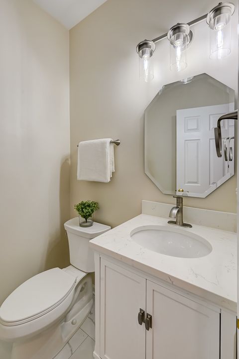 Tiny photo for 128 Fairway Drive, La Grange, IL 60525 (MLS # 12676824)