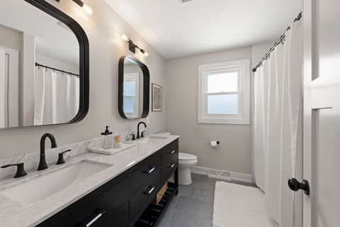 Tiny photo for Wheaton, IL 60189 (MLS # 12595082)