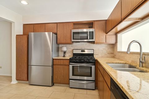 Tiny photo for 988 Ridgefield Lane, Wheeling, IL 60090 (MLS # 12564560)