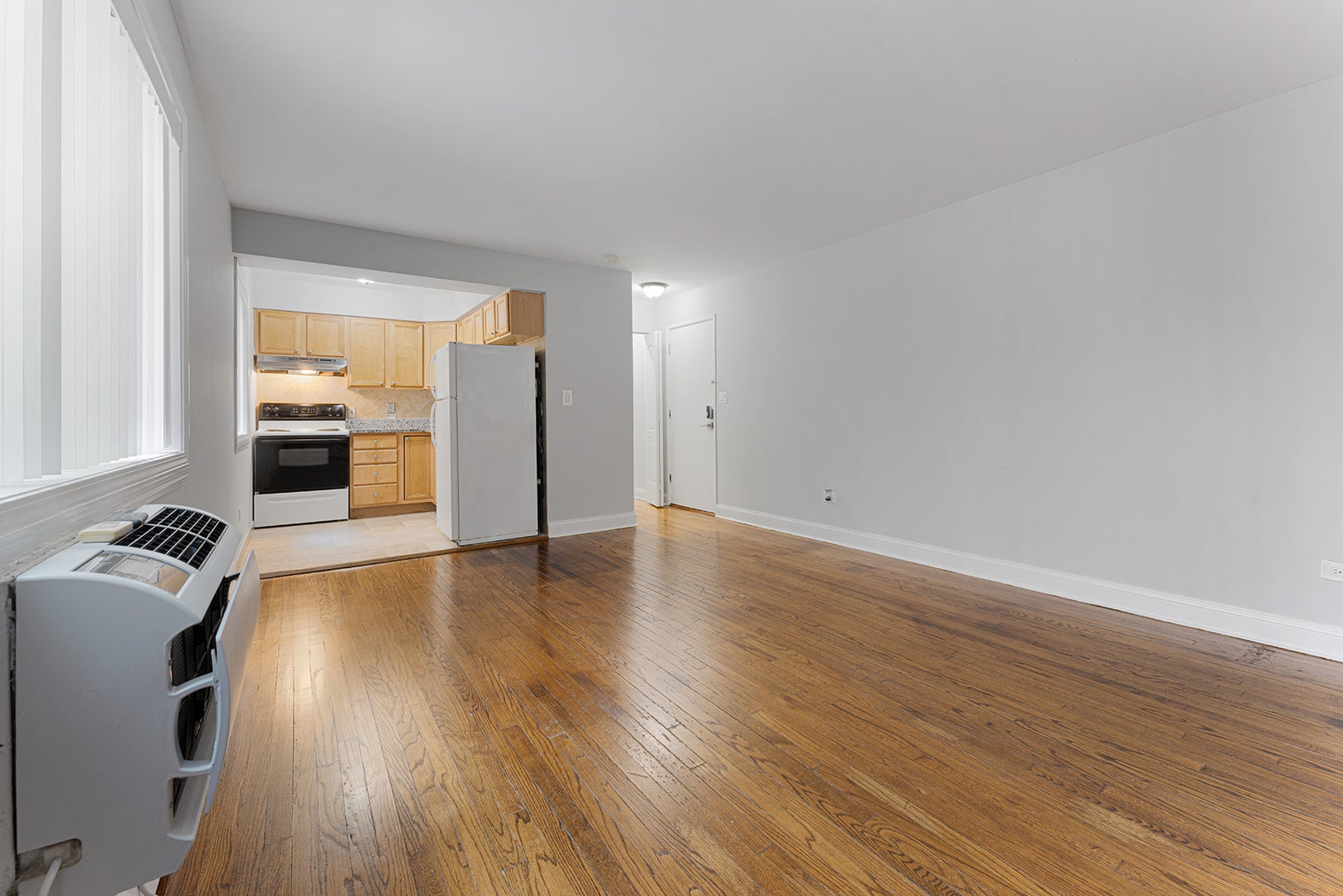 6001 N Kenmore Avenue 307