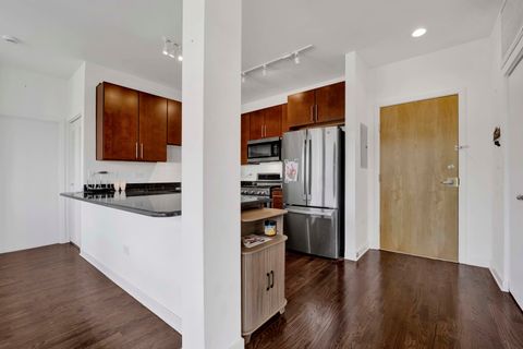 Tiny photo for 1150 W 15th Street #401, Chicago, IL 60608 (MLS # 12623762)