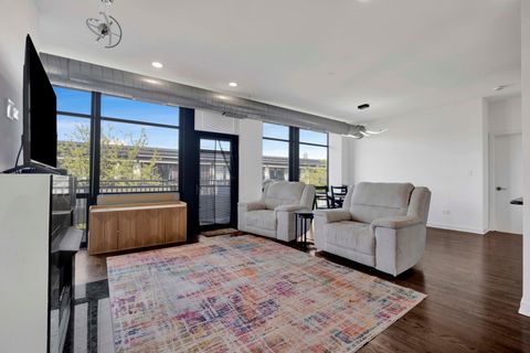 Tiny photo for 1150 W 15th Street #401, Chicago, IL 60608 (MLS # 12623762)