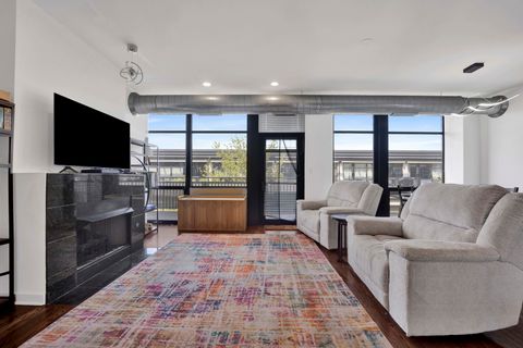 Tiny photo for 1150 W 15th Street #401, Chicago, IL 60608 (MLS # 12623762)