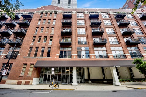 Photo of 360 W Illinois Street #7D, Chicago, IL 60654 (MLS # 12762757)