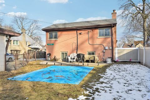 A home in Park Ridge