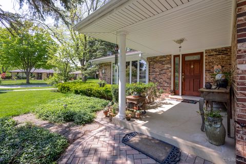 A home in Mount Prospect