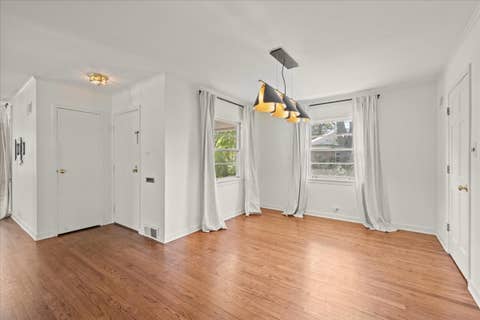 Tiny photo for 913 Cambridge Lane, Wilmette, IL 60091 (MLS # 12698335)