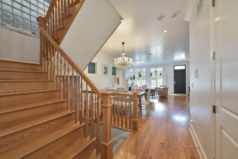Tiny photo for 1424 W Barry Avenue, Chicago, IL 60657 (MLS # 12479645)