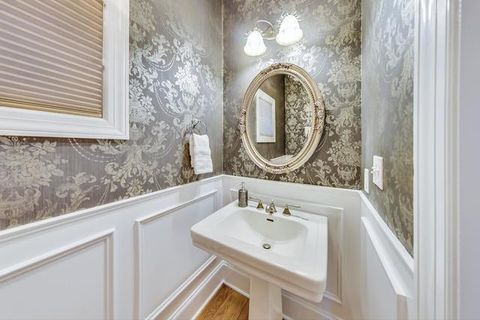 Tiny photo for 1424 W Barry Avenue, Chicago, IL 60657 (MLS # 12479645)