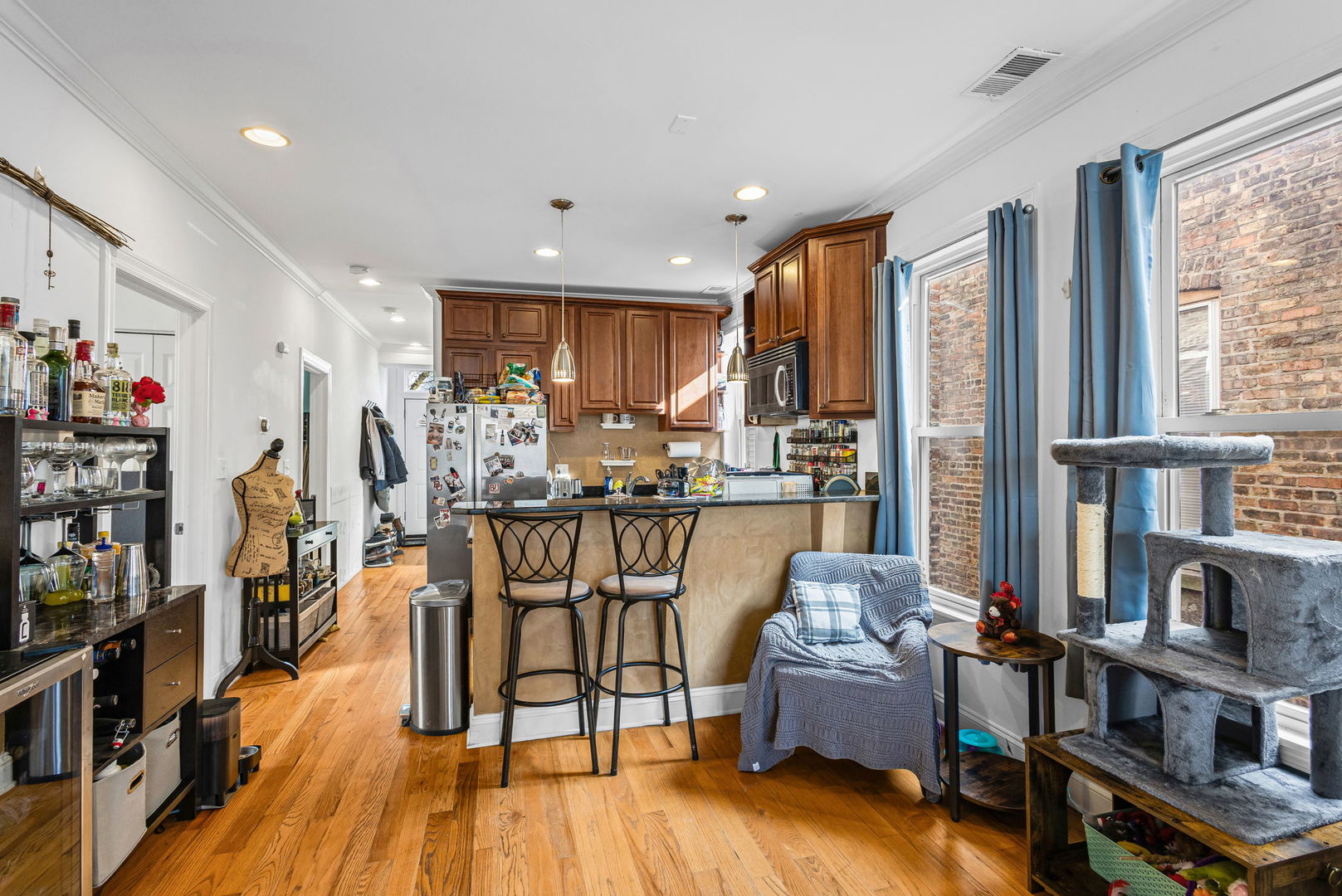 7341 N Honore Street