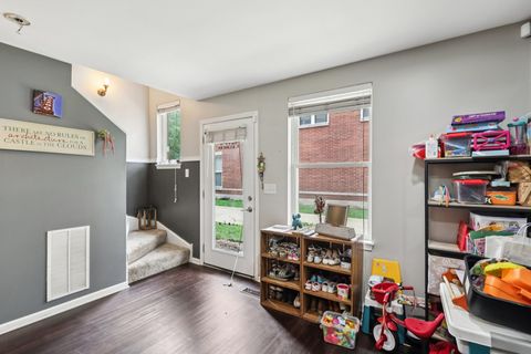 Tiny photo for 3244 N Kilbourn Avenue #3, Chicago, IL 60641 (MLS # 12454589)