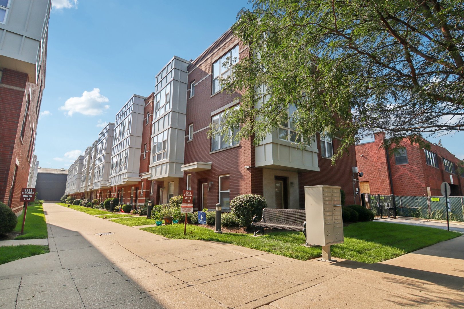 3244 N Kilbourn Avenue 3