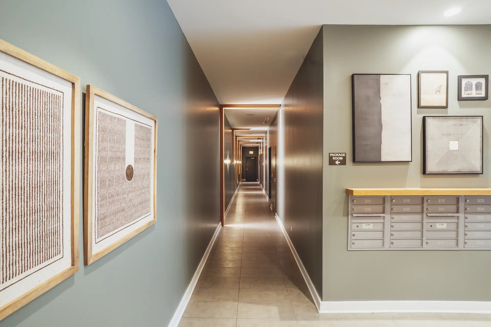 830 N Milwaukee Avenue 203