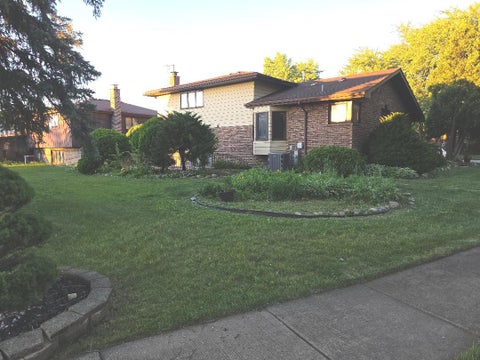Tiny photo for 1018 E 193rd Place, Glenwood, IL 60425 (MLS # 12678362)