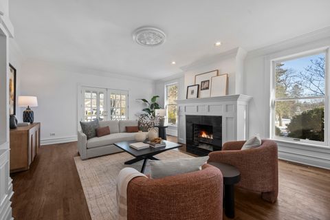 Tiny photo for 399 E Deerpath Road, Lake Forest, IL 60045 (MLS # 12547355)