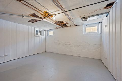 Tiny photo for 399 E Deerpath Road, Lake Forest, IL 60045 (MLS # 12547355)