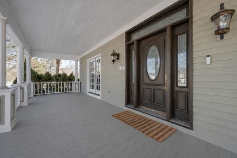 Tiny photo for 399 E Deerpath Road, Lake Forest, IL 60045 (MLS # 12547355)