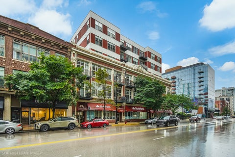 Photo of 1631 S Michigan Avenue #502, Chicago, IL 60616 (MLS # 12684246)