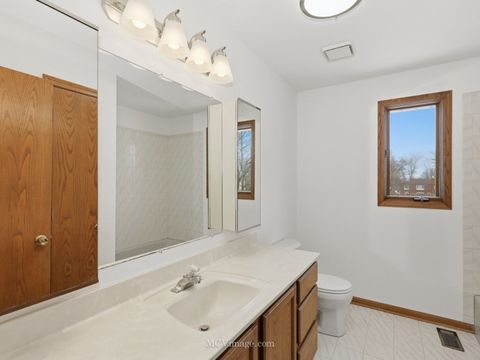 Tiny photo for 729 N 8th Avenue, Addison, IL 60101 (MLS # 12547875)