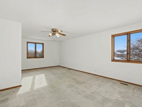 Tiny photo for 729 N 8th Avenue, Addison, IL 60101 (MLS # 12547875)