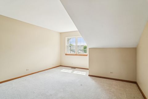 Tiny photo for 128 Woodstone Drive, Buffalo Grove, IL 60089 (MLS # 12500751)