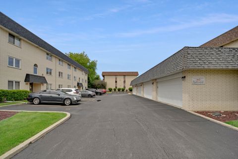 Tiny photo for 15265 Catalina Drive #1S, Orland Park, IL 60462 (MLS # 12650556)
