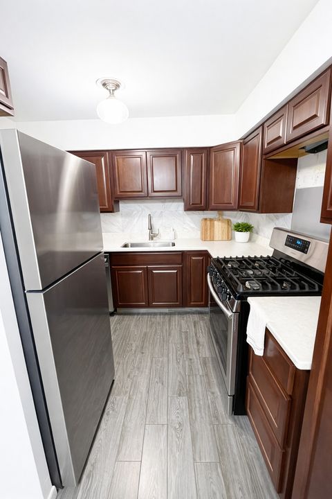 Tiny photo for 4819 W 109th Street #302, Oak Lawn, IL 60453 (MLS # 12593066)