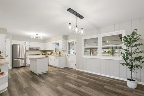 Tiny photo for Libertyville, IL 60045 (MLS # 12491262)