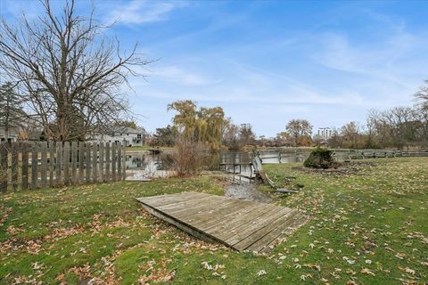 Tiny photo for Libertyville, IL 60045 (MLS # 12491262)