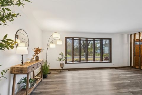 Tiny photo for Libertyville, IL 60045 (MLS # 12491262)