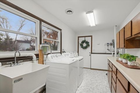 Tiny photo for Libertyville, IL 60045 (MLS # 12491262)
