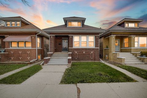 Tiny photo for 5619 S Sacramento Avenue, Chicago, IL 60629 (MLS # 12585005)
