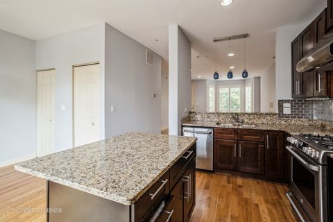 Tiny photo for 92 Legacy Lane, Wheeling, IL 60090 (MLS # 12472974)
