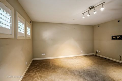 Tiny photo for 92 Legacy Lane, Wheeling, IL 60090 (MLS # 12472974)