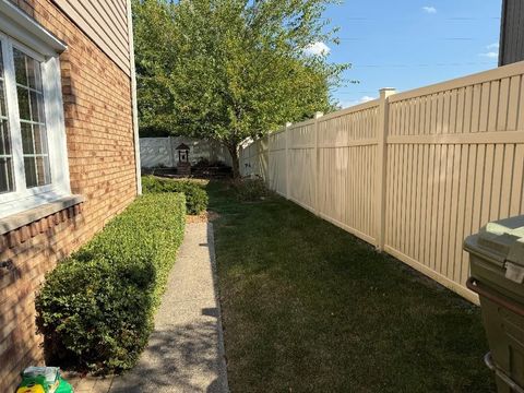 Tiny photo for 16401 Tanbark Drive, Tinley Park, IL 60477 (MLS # 12487803)