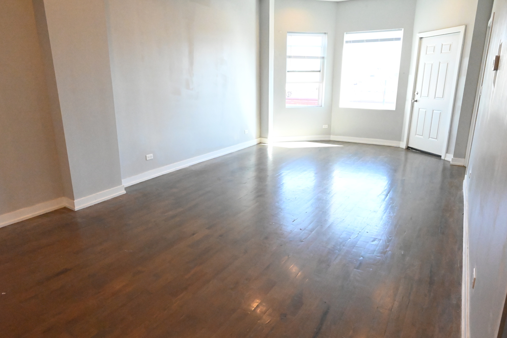 2750 W Cermak Road 3F