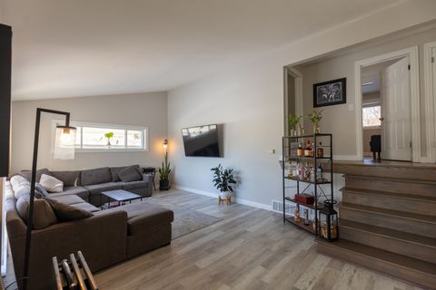 Tiny photo for 10850 Claridge Avenue, Westchester, IL 60154 (MLS # 12564225)