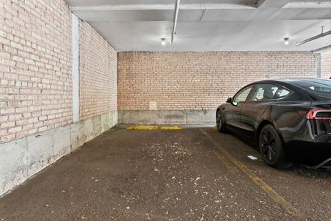 Tiny photo for 455 W Saint James Place #506, Chicago, IL 60614 (MLS # 12678310)