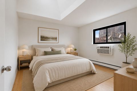 Tiny photo for 455 W Saint James Place #506, Chicago, IL 60614 (MLS # 12678310)