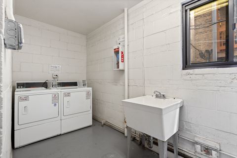 Tiny photo for 455 W Saint James Place #506, Chicago, IL 60614 (MLS # 12678310)