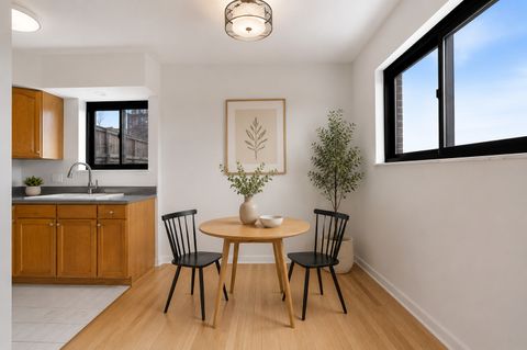 Tiny photo for 455 W Saint James Place #506, Chicago, IL 60614 (MLS # 12678310)