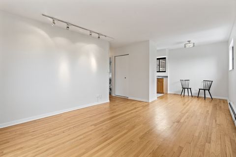 Tiny photo for 455 W Saint James Place #506, Chicago, IL 60614 (MLS # 12678310)