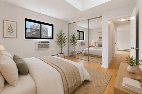 Tiny photo for 455 W Saint James Place #506, Chicago, IL 60614 (MLS # 12678310)