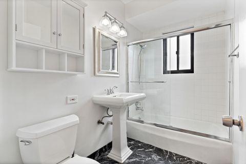 Tiny photo for 455 W Saint James Place #506, Chicago, IL 60614 (MLS # 12678310)