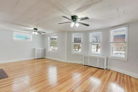 Tiny photo for 1638 Oakwood Avenue, Des Plaines, IL 60016 (MLS # 12730431)