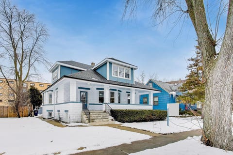 Tiny photo for 1638 Oakwood Avenue, Des Plaines, IL 60016 (MLS # 12730431)