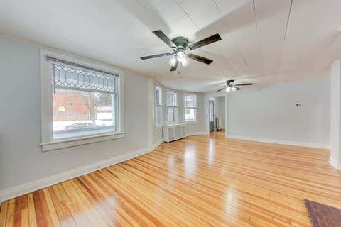 Tiny photo for 1638 Oakwood Avenue, Des Plaines, IL 60016 (MLS # 12730431)