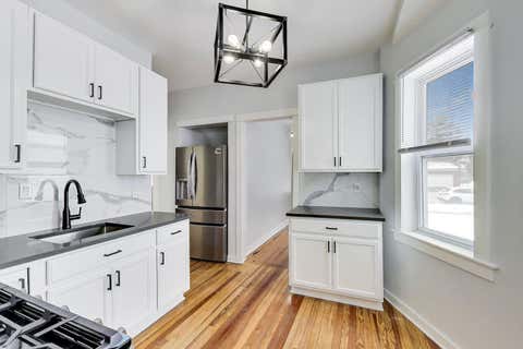 Tiny photo for 1638 Oakwood Avenue, Des Plaines, IL 60016 (MLS # 12730431)