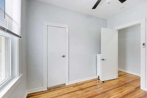 Tiny photo for 1638 Oakwood Avenue, Des Plaines, IL 60016 (MLS # 12730431)