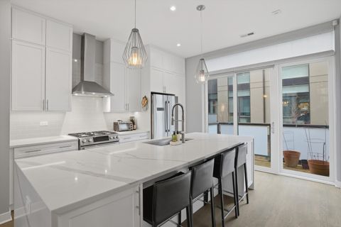 Tiny photo for 2527 W Homer Street, Chicago, IL 60647 (MLS # 12591799)